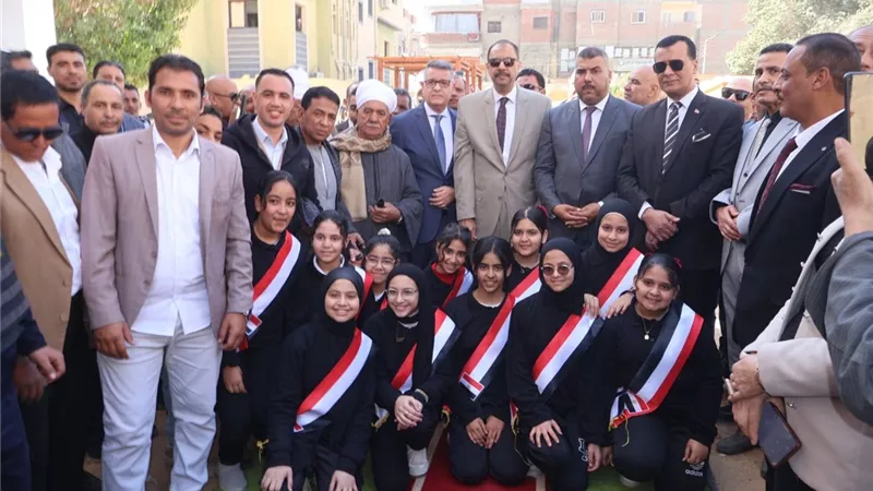بتكلفة 41 مليون.. محافظ سوهاج يفتتح مدرستي دار السلام الابتدائية والإعدادية 