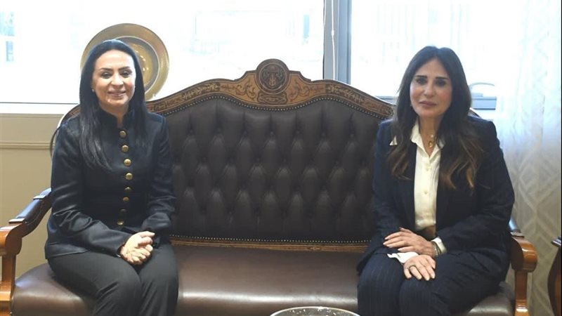 وزيرة التضامن تهنئ