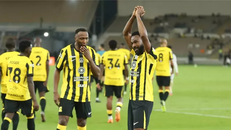 يوسف النصيري يقود هجوم الاتحاد السعودي أمام الخليج في دوري روشن 
