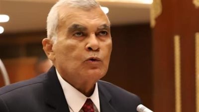 رئيس مجلس الشيوخ يهنئ الرئيس السيسي بحلول شهر رمضان المبارك