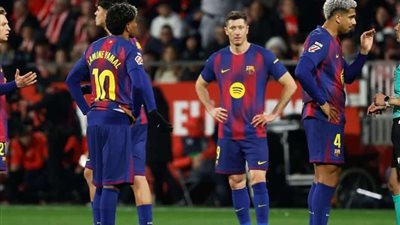 موعد مباراة برشلونة وإشبيلية بالدوري الإسباني.. والقنوات الناقلة