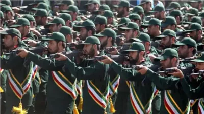 الحرس الثوري الإيراني يعلن استعداده لإغلاق مضيق هرمز