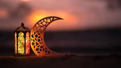 رمضان في الضفة الغربية.. دفء العائلة يتجسد في فانوس رمضان
