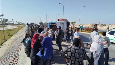  إصابة 4 عمال في انقلاب أتوبيس بالقرب من مرور المنيا