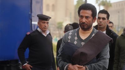 مسلسل إفراج الحلقة 1.. عمرو سعد يخرج من السجن بعد قتله زوجته وبناته