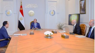 الرئيس السيسي يوجه بمواكبة التعليم آليات الرقمنة المالية والذكاء الاصطناعي