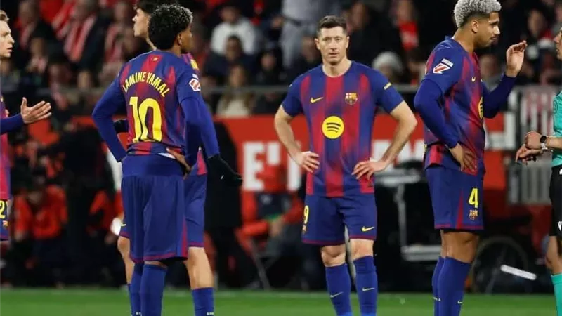 موعد مباراة برشلونة أمام فياريال في الدوري الإسباني 