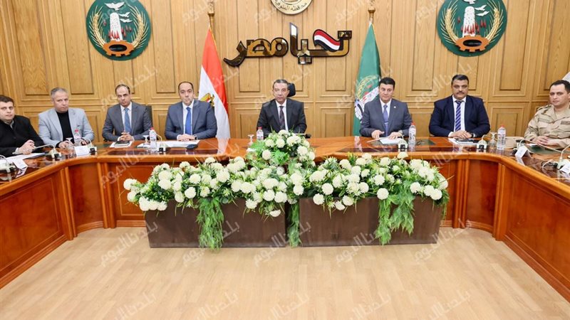 محافظ المنوفية اثناء