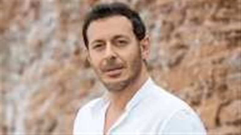 الفنان مصطفى شعبان