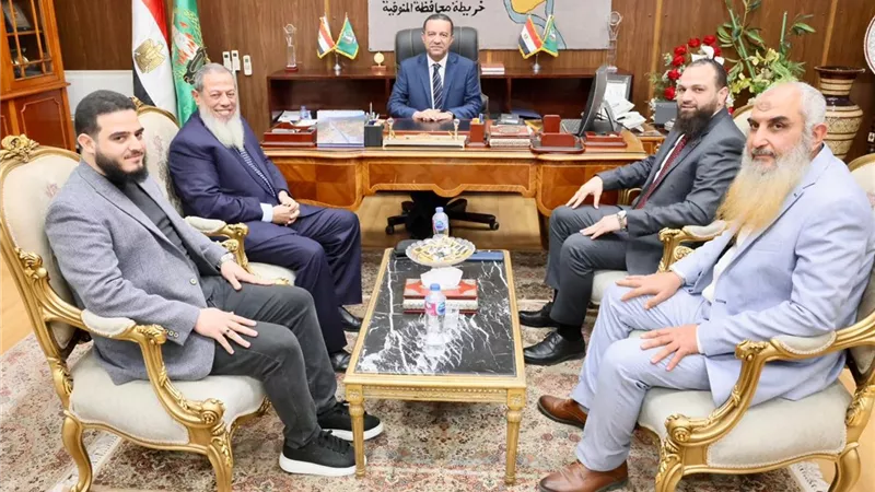 محافظ المنوفية يستقبل وفد قيادات حزب النور لتقديم التهنئة بتوليه مهام منصبه الجديد 
