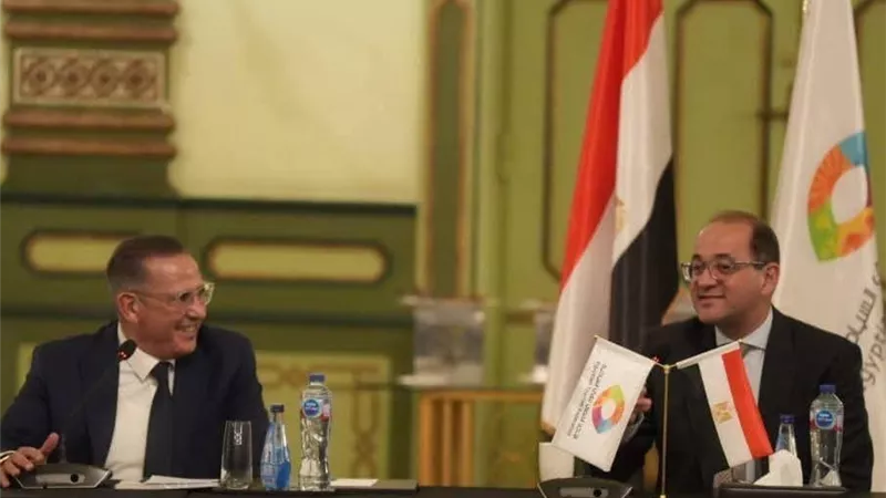 وزير المالية في جلسة نقاشية مع رئيس وأعضاء الاتحاد العام للغرف السياحية
