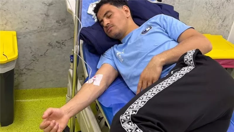 طبيب بيراميدز يكشف تفاصيل الحالة الصحية لأحمد توفيق بعد نقله للمستشفى
