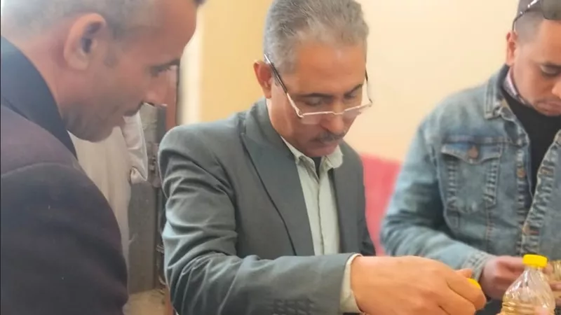 ضبط مصنع زيت طعام 