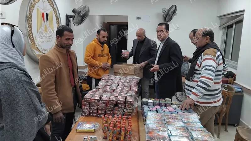 ضبط 11 ألف عبوة ألعاب نارية محظور تداولها وتحرير عدد من محاضر مخالفات المخابز بالمنوفية
