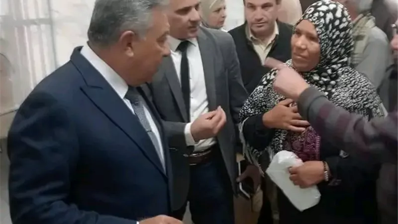 محافظ الدقهلية يتفقد عيادة ابن لقمان للتأمين الصحي لمتابعة انتظام الخدمة
