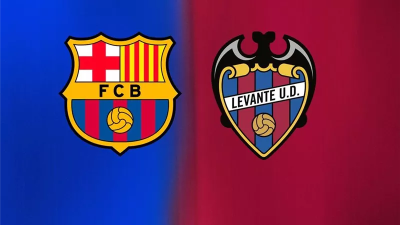 حكم مباراة برشلونة وليفانتي في الدوري الإسباني