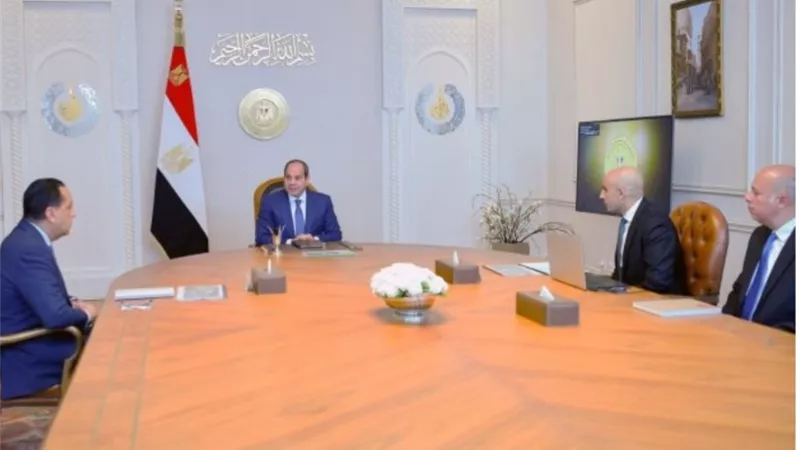 الرئيس السيسي يوجه بمواكبة التعليم آليات الرقمنة المالية والذكاء الاصطناعي