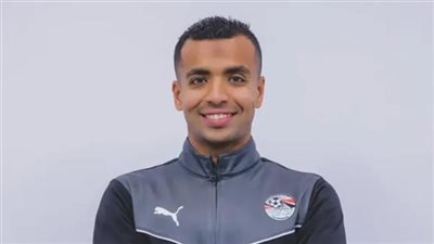 تعرف على طاقم تحكيم مباراة الأهلي وسموحة بدوري نايل