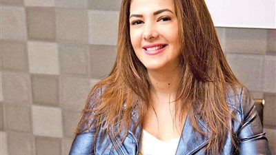 دنيا سمير غانم: لا أحب الظهور الإعلامي أو السوشيال ميديا.. لكنهما جزء من عملي