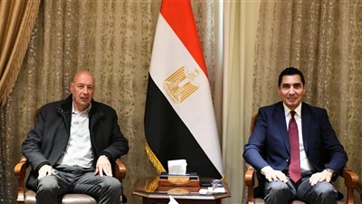 وزير الرياضة يبحث خطط إعداد الخماسي الحديث مع مجلس الاتحاد