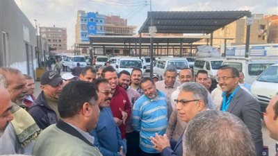 محافظ الدقهلية يتفقد مستوي النظافة والإشغالات في جولة مفاجئة بدكرنس