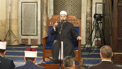 في رحاب الجامع الأزهر.. رسالة تحذير للآباء: لا تتركوا أبناءكم فريسة للشاشات