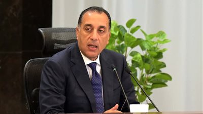 بعد الهجوم على إيران.. رئيس الوزراء يتابع موقف انتظام واستقرار الشبكة القومية للكهرباء 