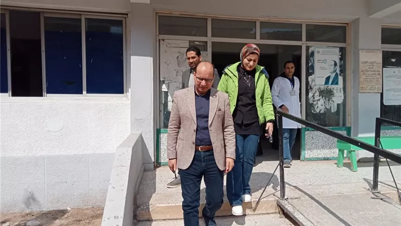 وكيل وزارة الصحة بالدقهليه يتفقد وحدة طب الأسرة بميت مزاح