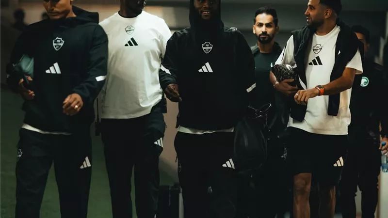دوري روشن.. إيفان توني يقود هجوم الأهلي أمام ضمك 