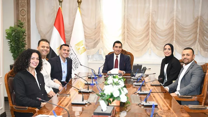 وزير الرياضة يبحث مع لجنة اللاعبين دعم الأبطال والاستعدادات المقبلة