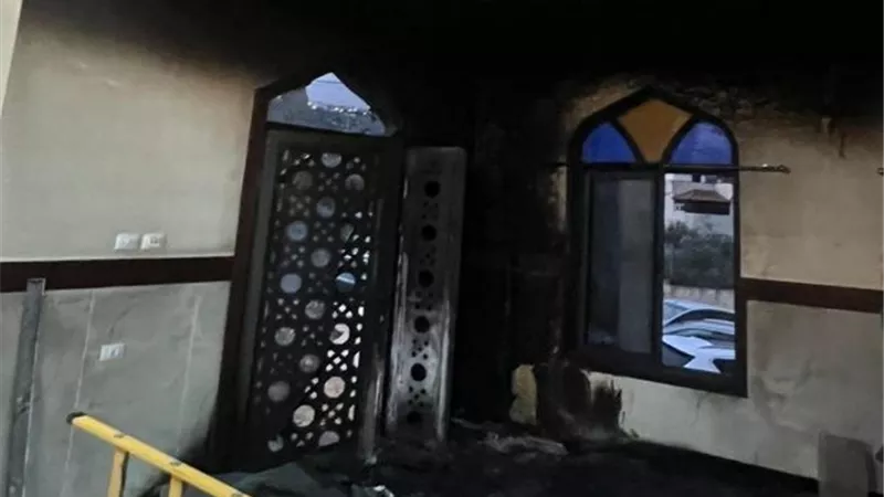 الأزهر يُدين إحراق مسجد جنوب نابلس ويؤكد: استهداف المقدسات إرهاب ممنهج