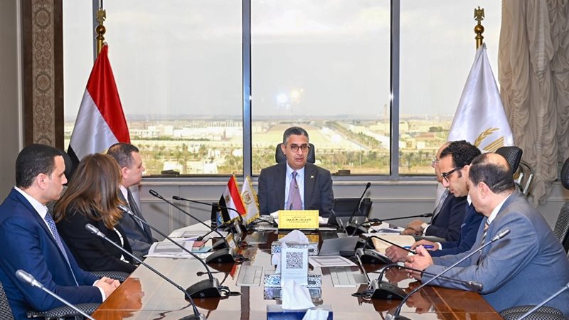 وزير التموين 
