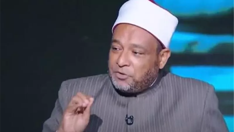 الشيخ أشرف عبد الجواد ينتقد تصريحات سعد الدين الهلالي بشأن عورة المرأة أمام محارمها