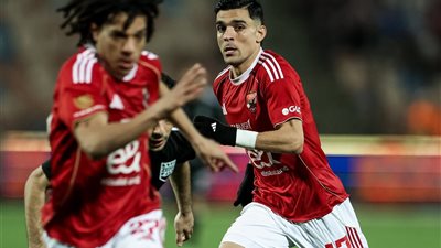 تعرف على معلق مباراة الأهلي و سيراميكا في دوري نايل 