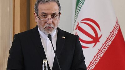 وزير خارجية إيران: واشنطن اختارت الحرب وعليها أن تدفع ثمنها