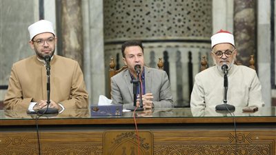 علماء الأزهر: لا إفراط ولا تفريط.. والذكر الصحيح يصنع الفكر المعتدل