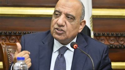 وزير الكهرباء: تطوير الشبكة الذكية لاستيعاب قدرات الطاقة المتجددة