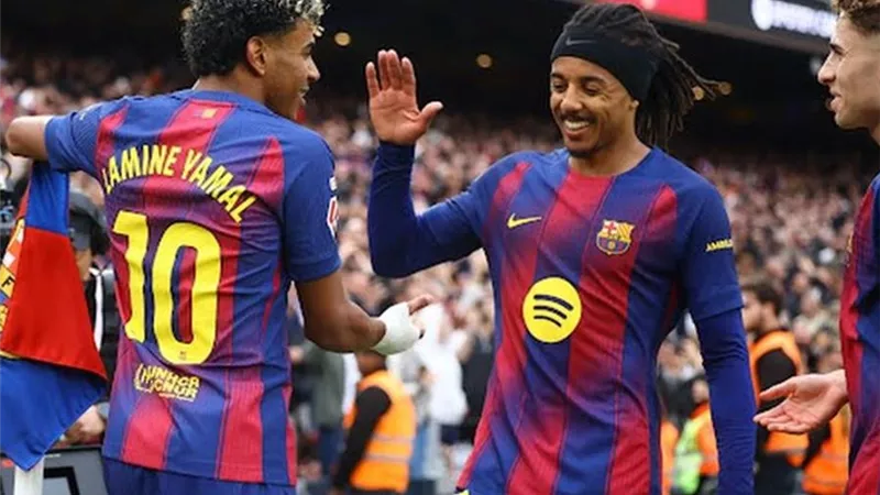 معلق مباراة برشلونة وسيلتا فيجو في الليجا 
