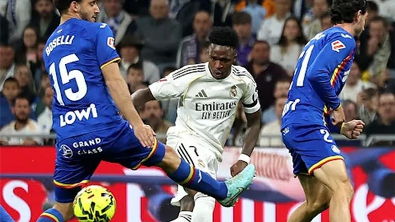 القنوات الناقلة لمباراة ريال مدريد أمام إسبانيول بالدوري الإسباني 