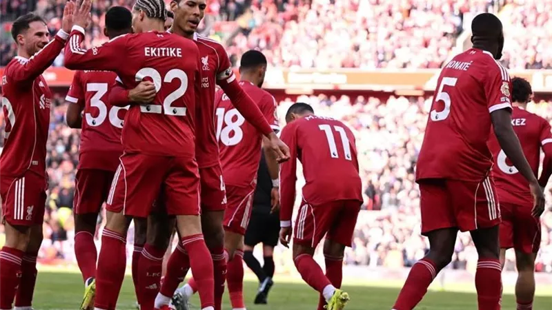 موعد مباراة ليفربول وتوتنهام بالدوري الإنجليزي.. والقنوات الناقلة