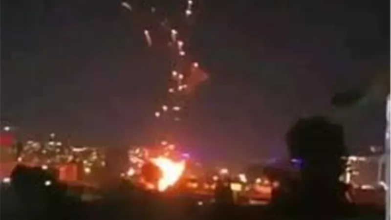 غارة جوية نفذتها طائرة مسيرة استهدفت القنصلية الأمريكية في دبي