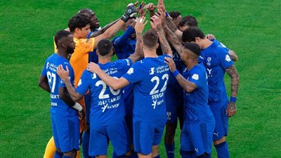 الهلال في مواجهة صعبة أمام نيوم في الدوري السعودي