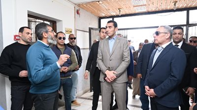 وزير الرياضة ومحافظ الإسماعيلية يتفقدان مركز التنمية الشبابية بالشيخ زايد