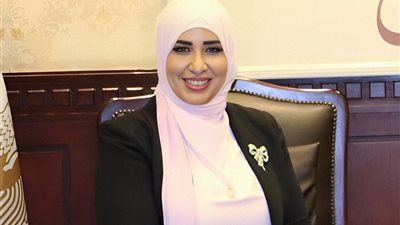 أمينة المرأة بحزب 