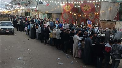 أكبر مائدة إفطار جماعي في قرية أبو ريا بمركز الرياض بكفر الشيخ
