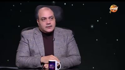 محمد الباز: الصحافة أداة للتنبيه والقرآن مسؤولية الباحثين وليس رجال الدين فقط