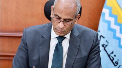 محافظ كفرالشيخ يعتمد التعريفة الجديدة لنقل الركاب