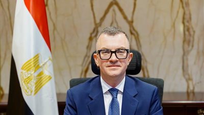  وزير التخطيط والتنمية: تطويرالخطة الاستثمارية العامة للدولة وتوفير الموارد 