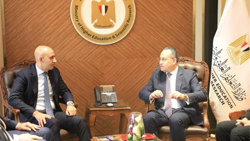 «قنصوة وعبد اللطيف» يبحثان تعزيز التكامل الاستراتيجي بين التعليم قبل الجامعي والجامعي