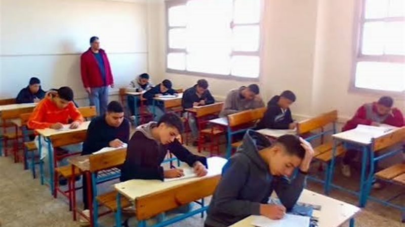 الطلاب 